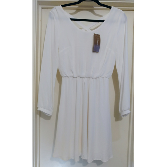 Lush Dresses & Skirts - 3/$21 👾 Lush Kelledy Ivory Dress By Francesa's